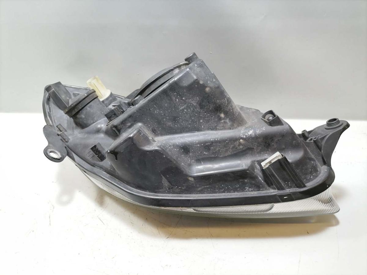 Skoda Roomster original Scheinwerfer vorn links Halogen H4 Bj.2008